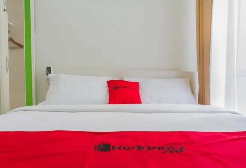 スタンダードルーム, Reddoorz Near Pasar Baru Bandung