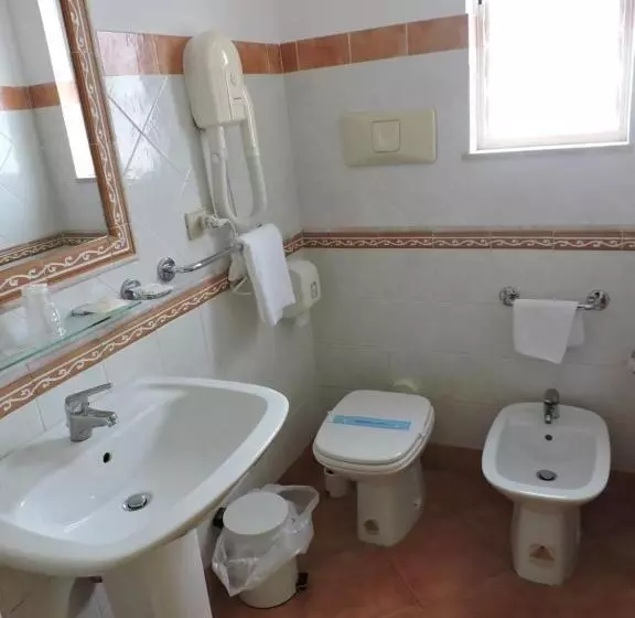 Standard Single Room