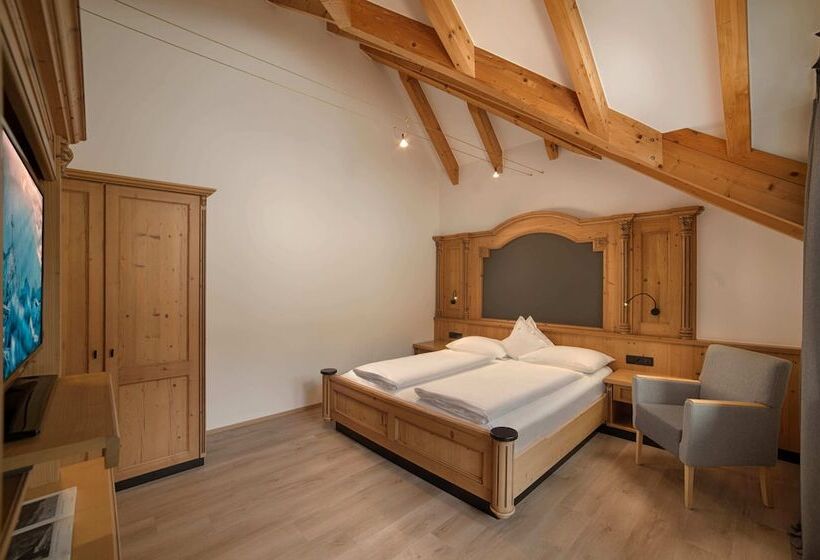 스위트, Montis   Schönblick