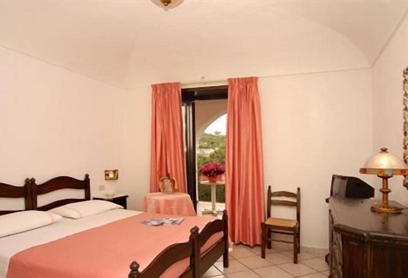 家庭间, San Valentino Terme