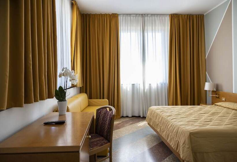 חדר סופריור לארבעה, Villa Margherita