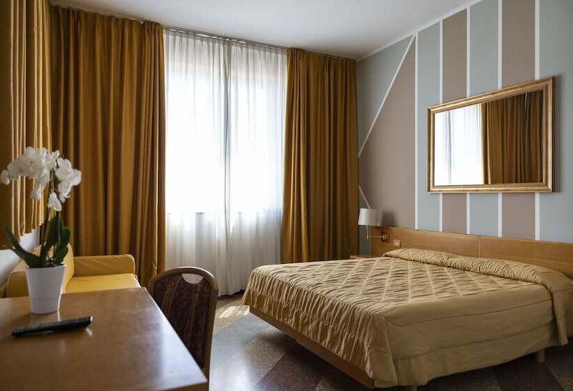 4인용 수피리어 룸, Villa Margherita