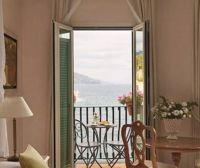 سوییت سوپریور با چشم‌انداز دریا, Villa Sant Andrea, A Belmond Hotel, Taormina Mare