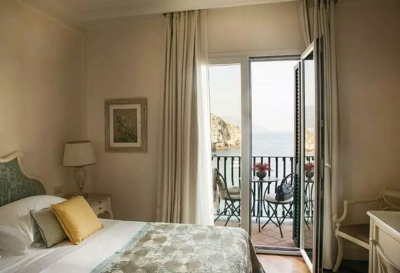 اتاق سوپریور با چشم‌انداز دریا, Villa Sant Andrea, A Belmond Hotel, Taormina Mare
