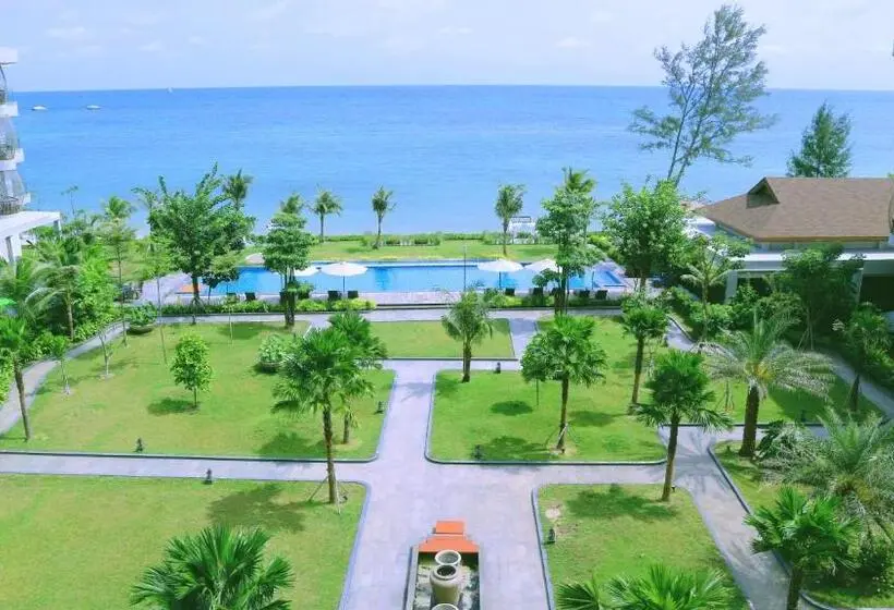 キングサイズベッドのエクゼクティブルーム, Santika Premiere Beach Resort Belitung