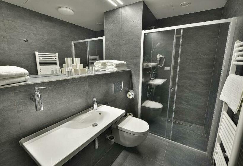 Cameră Standard, Ea Hotel New Town