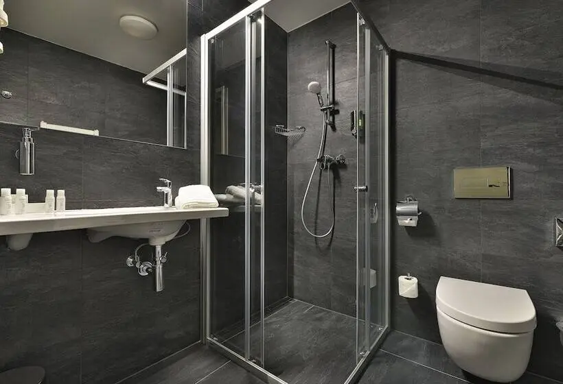 Standard Yhden Hengen Huone Parveke, Ea Hotel New Town