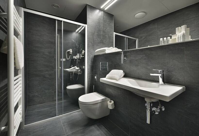 Quarto Estandar, Ea Hotel New Town