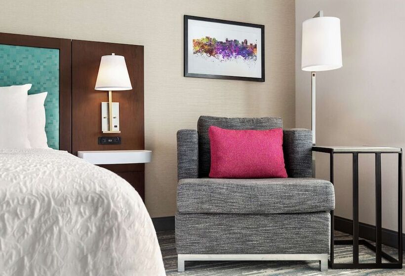 غرفة قياسية سرير كينج لذوى الإحتياجات الخاصة, Hampton Inn West Valley Salt Lake City