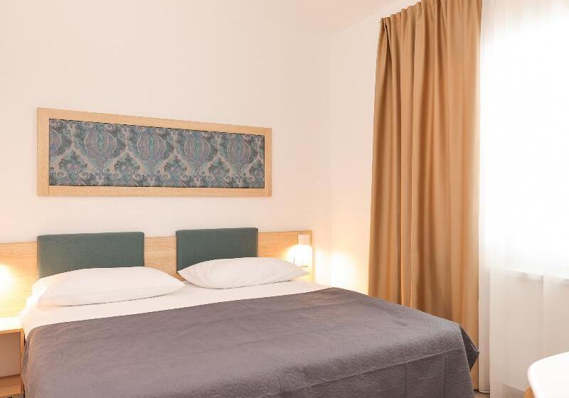 장애인을 위한 킹사이즈 침대 스탠다드 룸, Hampton Inn West Valley Salt Lake City