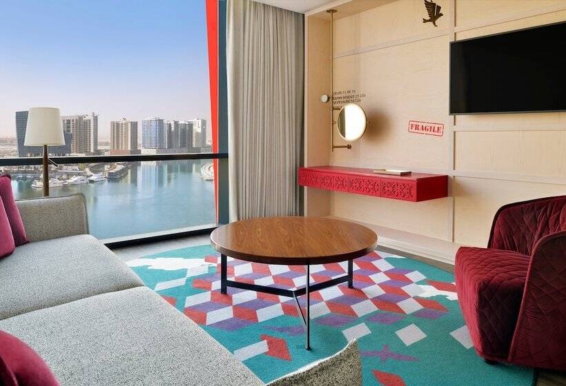 سوئیت با چشمانداز رودخانه, Indigo Dubai Downtown, An Ihg