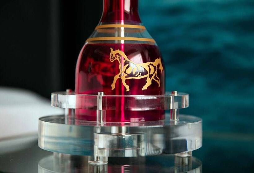 سوئیت با چشمانداز رودخانه, Indigo Dubai Downtown, An Ihg