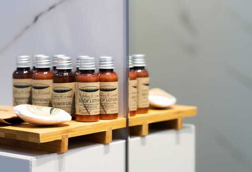 חדר סופריור צדדי נוף לים, Sea Level Hotel   Adults Only 16 Plus