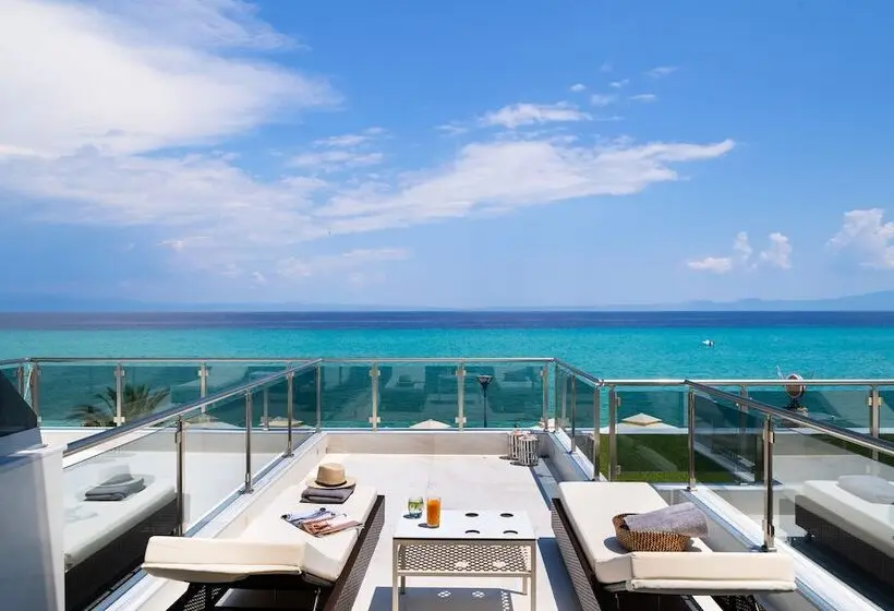オーシャンビュージュニアスイート, Sea Level Hotel Adults Only 16 Plus