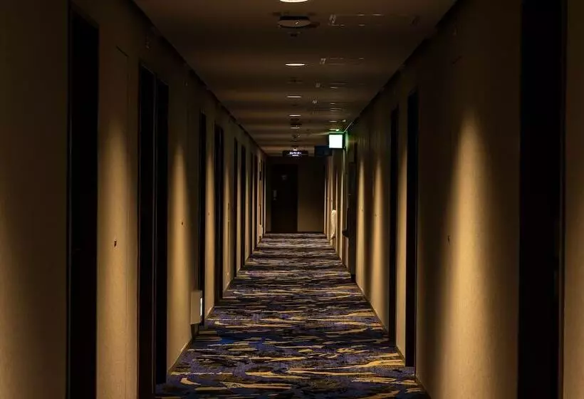 اتاق استاندارد سه نفره, Shinjuku Washington