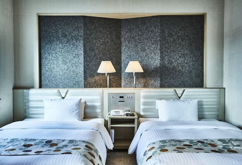 سوییت, One Station Hotel Kumamoto  Dlight Life & Hotels