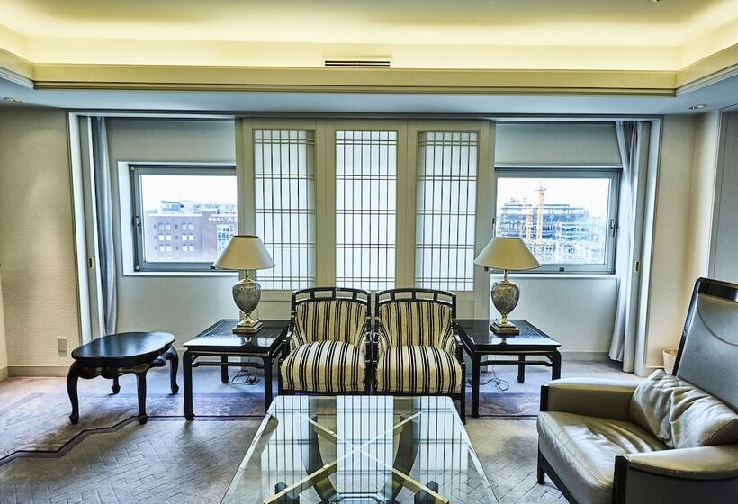 سوییت, One Station Hotel Kumamoto  Dlight Life & Hotels