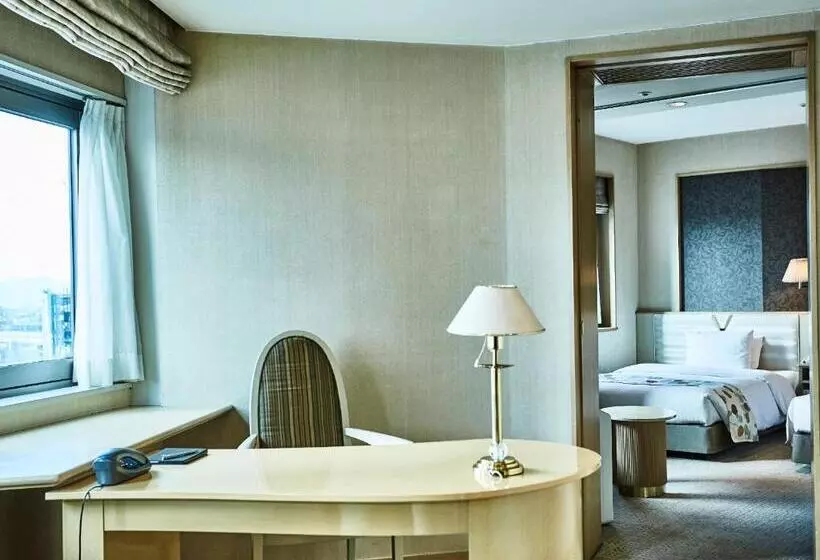 Sviitti, One Station Hotel Kumamoto  Dlight Life & Hotels