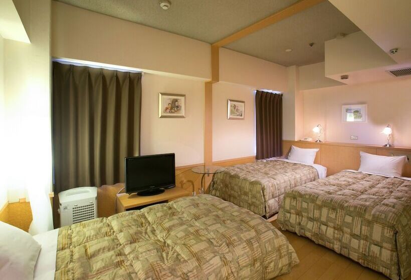 스탠다드 트리플 룸, Yamagata Nanokamachi Washington