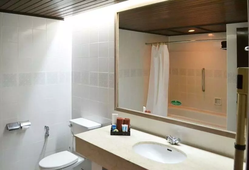 Pokój Deluxe Widok Morze, Damai Beach Resort