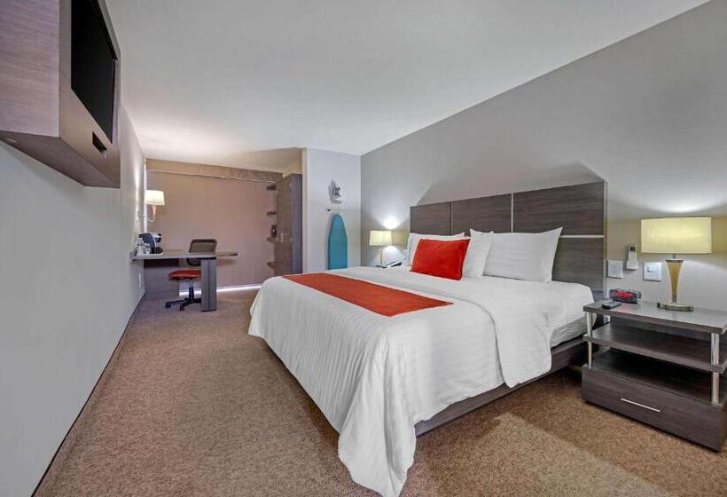 Стандартный Номер Кровать Кинг, Comfort Inn Queretaro