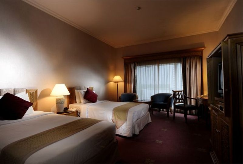 Номер Deluxe, Puteri Wing  Riverside Majestic