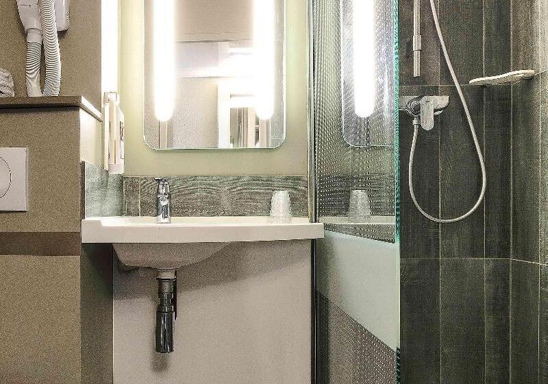 Люкс, Puteri Wing  Riverside Majestic