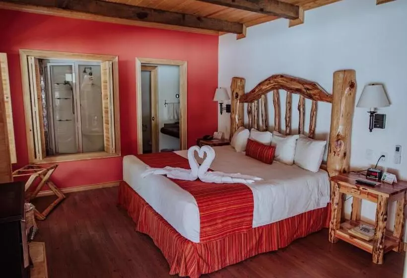 キングサイズベッドのスタンダードルーム, The Lodge At Creel Eco   Hotel & Spa