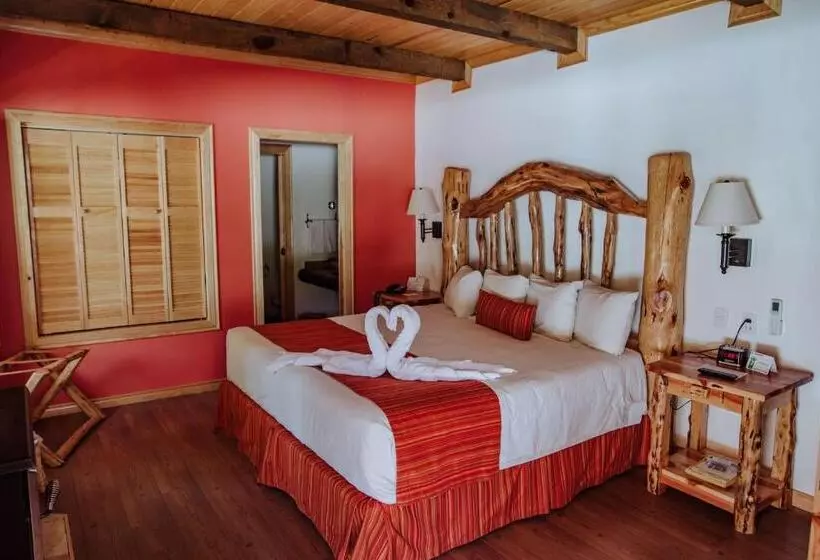 キングサイズベッドのスタンダードルーム, The Lodge At Creel Eco   Hotel & Spa