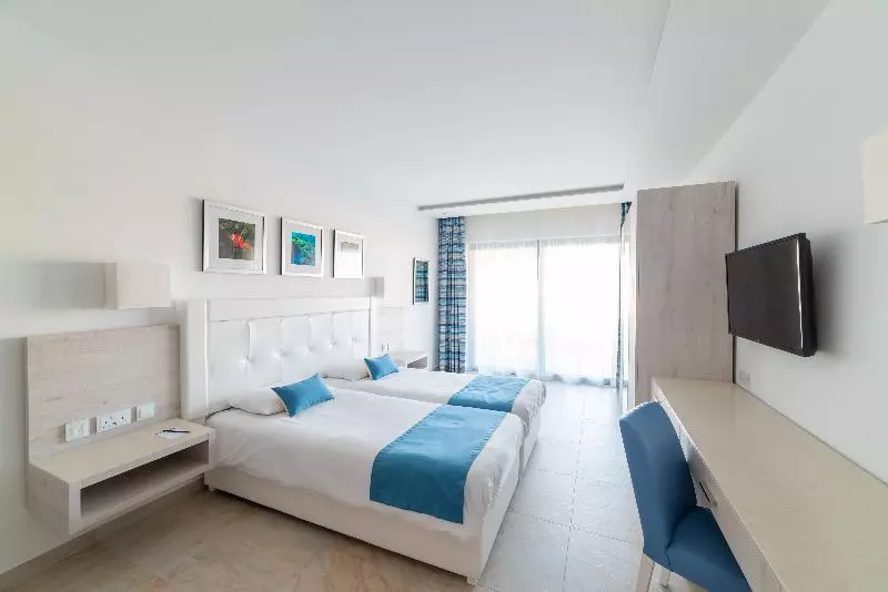 エコノミールーム, Ramla Bay Resort