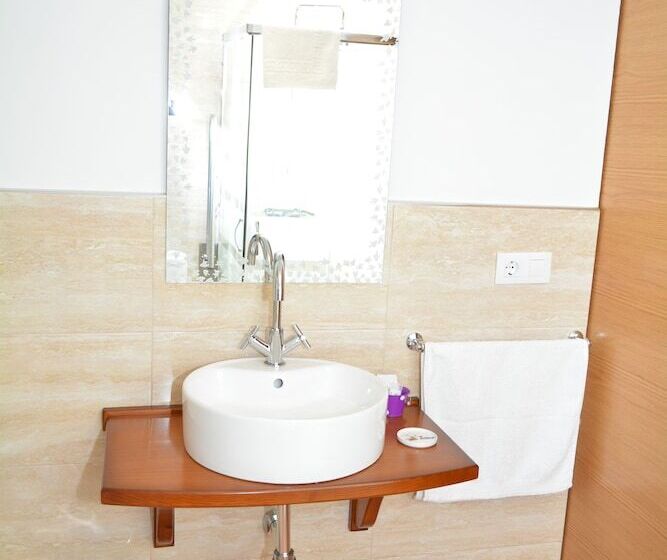 Апартаменты 1 Спальня, Alojamiento Pazos