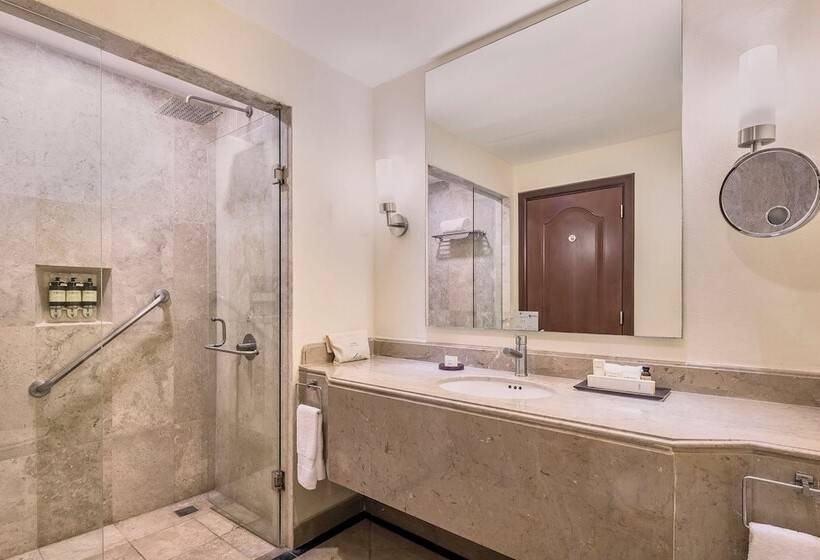 غرفة كلوب, Fiesta Americana Merida