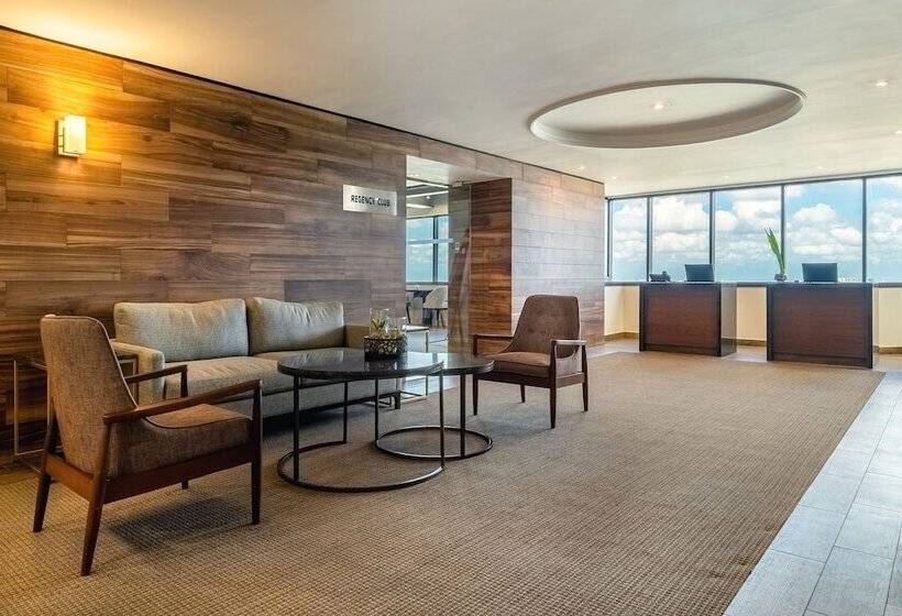 Номер Клуб, Hyatt Regency Merida