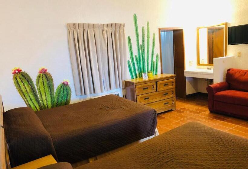 غرفة قياسية ثلاثية, Las Palmas