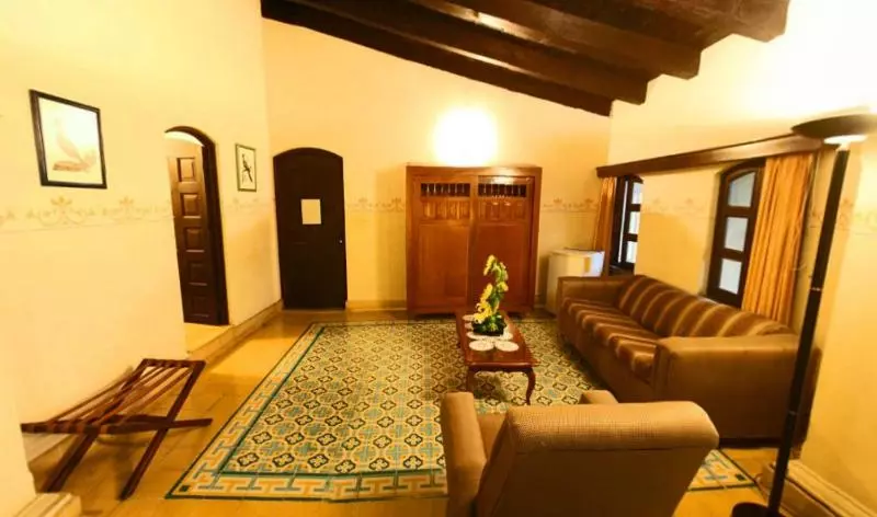 ジュニアスイート, Posada Coatepec
