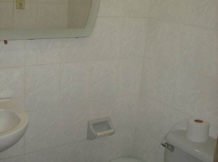 Четырехместный Номер Стандарт, Hostal Hippilandia   Hostel