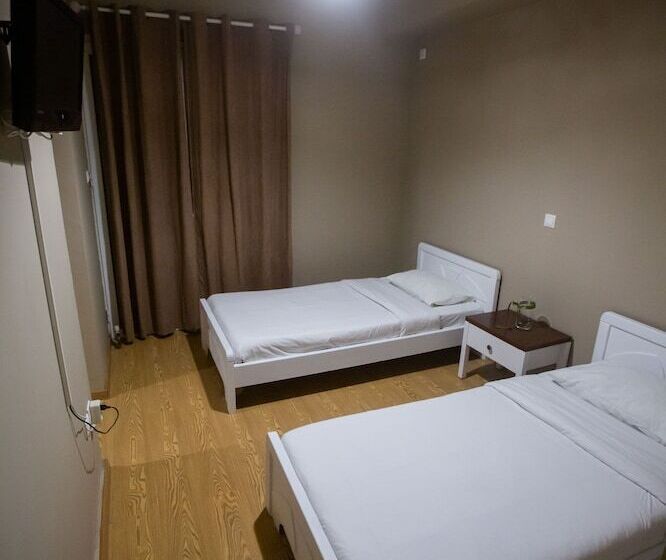 Четырехместный Номер Стандарт, Cavallari Palace Hotel Suites