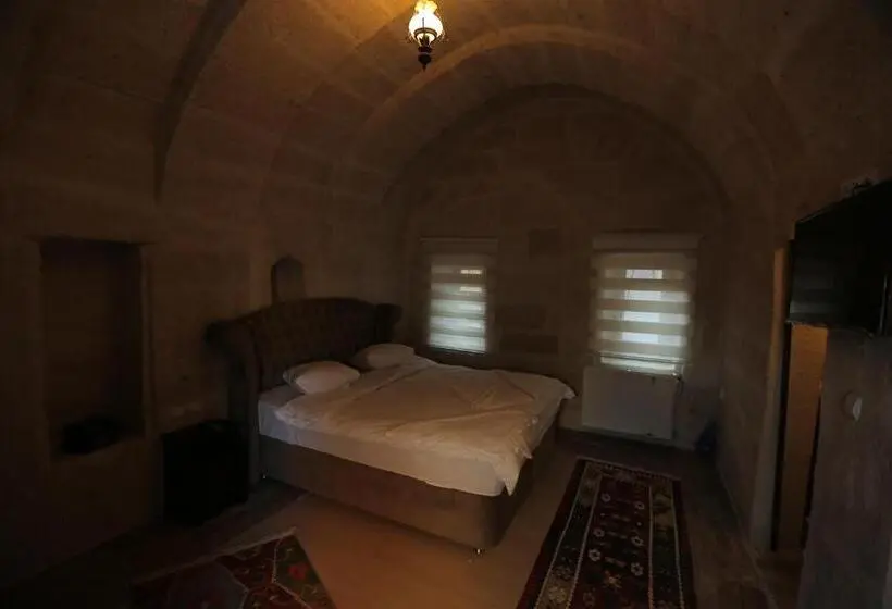 Perhehuone, Sandık Cave Suites