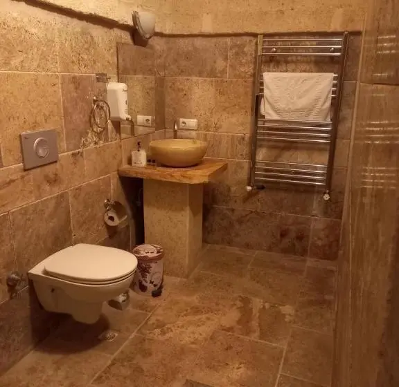 Perhehuone, Sandık Cave Suites