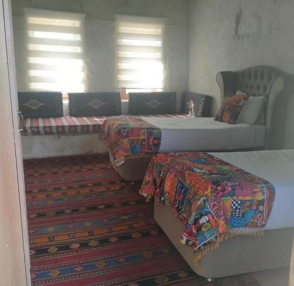 패밀리 룸, Sandık Cave Suites