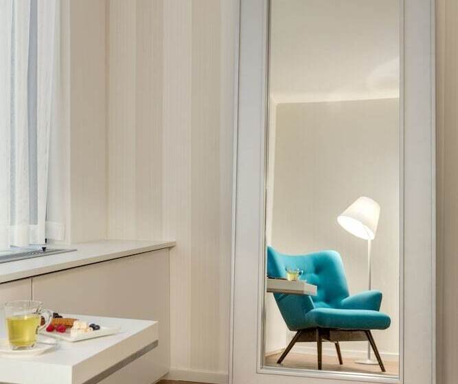 غرفة قياسية ثلاثية, NH Utrecht