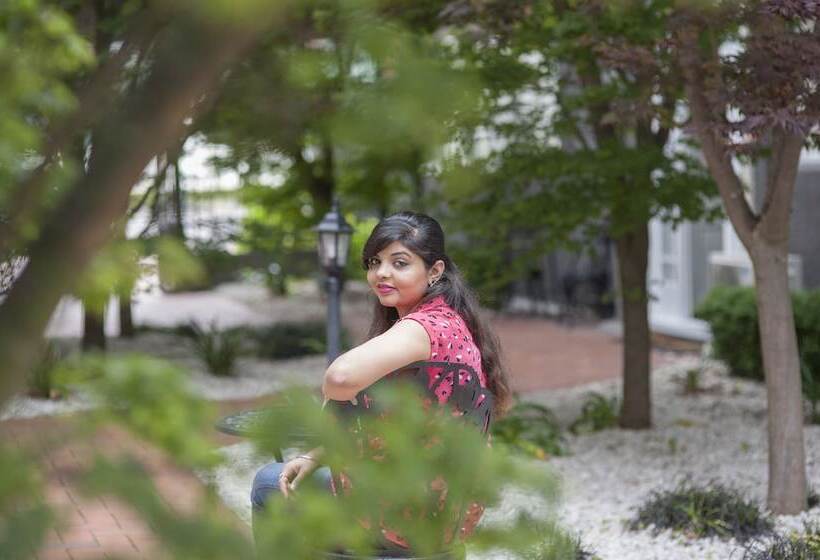 Люкс, Prince S Gate