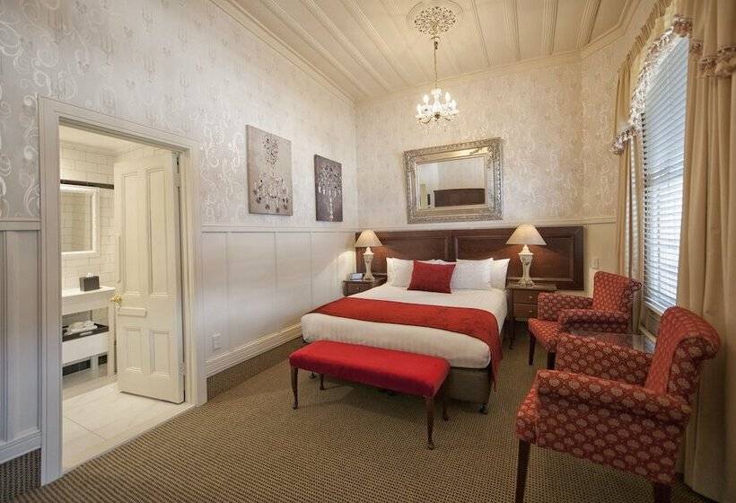 Номер Стандарт, Prince S Gate