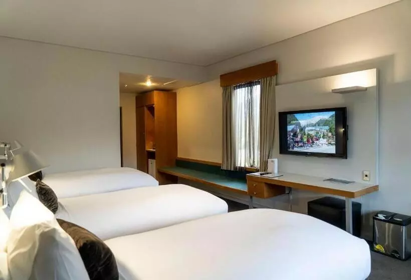 Superior Kolmen Hengen Huone, Scenic Hotel Franz Josef Glacier