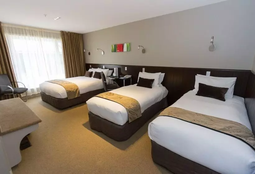 Superior Kolmen Hengen Huone, Scenic Hotel Franz Josef Glacier