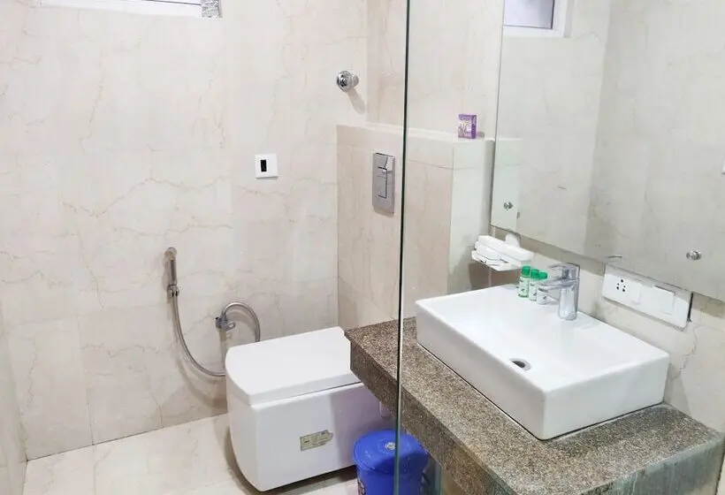 اتاق لوکس, Bodhgaya Seven Inn Hotel N Restaurant