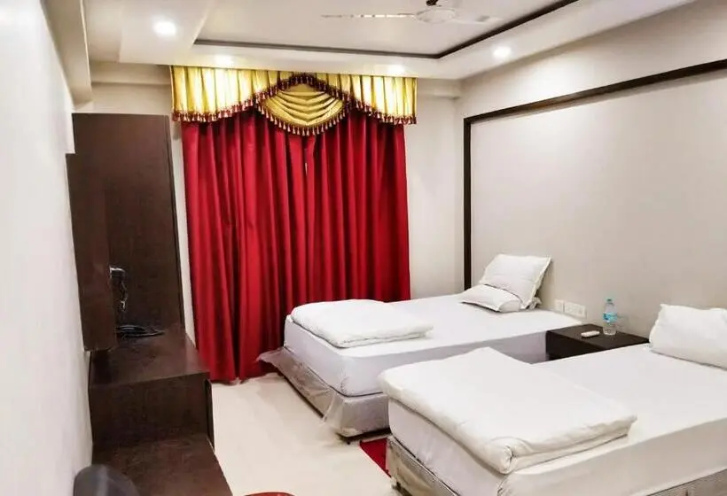 اتاق لوکس با چشمانداز شهر, Bodhgaya Seven Inn Hotel N Restaurant