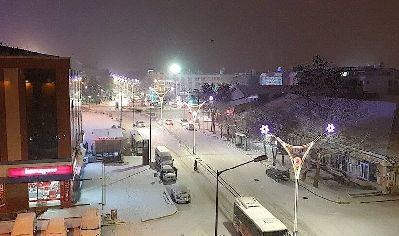 غرفة قياسية, Eriza Boutique