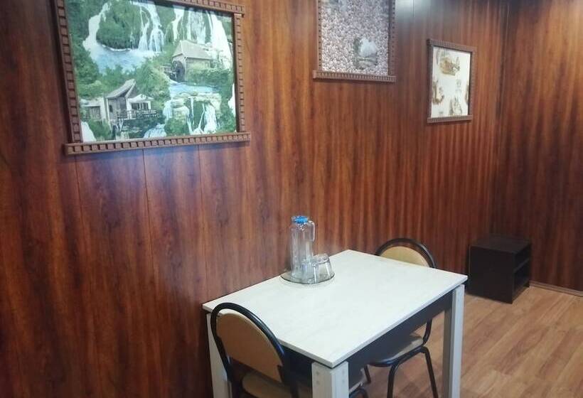 חדר סטנדרט, Zastava