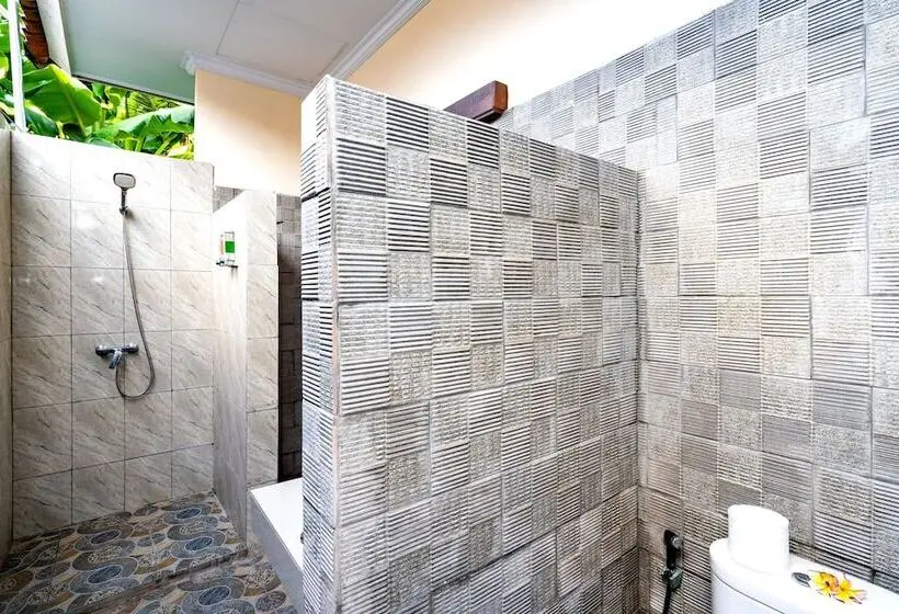 デラックスルーム, Pemuntalan Guesthouse